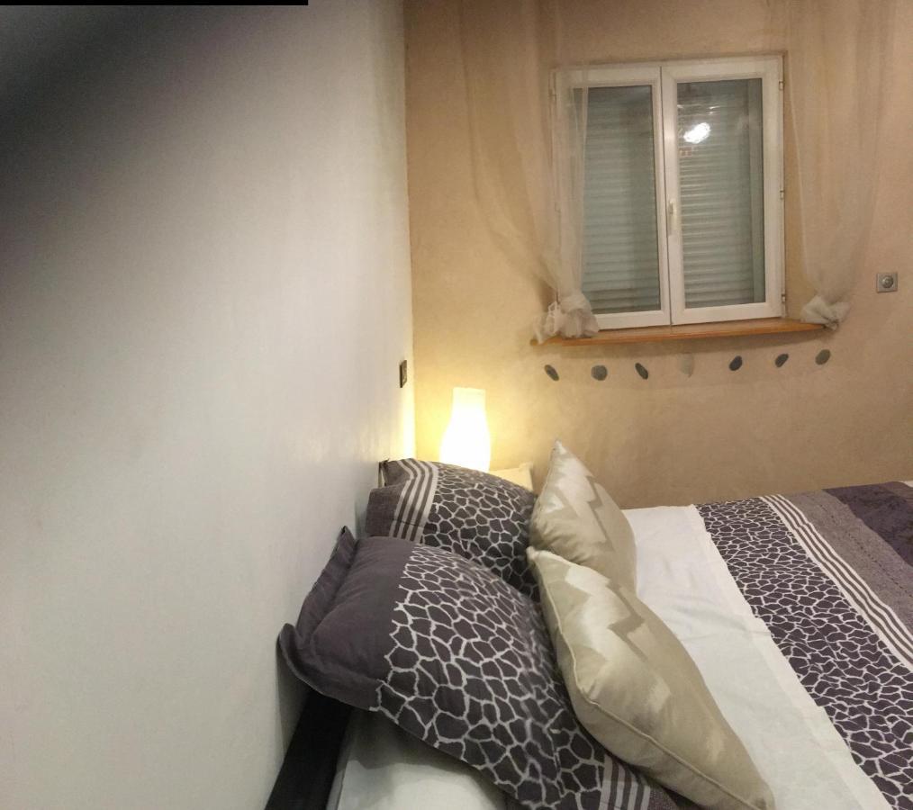 La Decouverte, Jacuzzi, Sauna, Et Terrasse Avec Vue Sur Lac A La Campagne Entre Toulouse Et Auch Catonvielle المظهر الخارجي الصورة